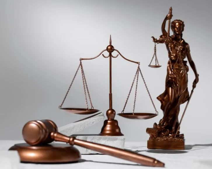 bussiness-people-working-team-office-1